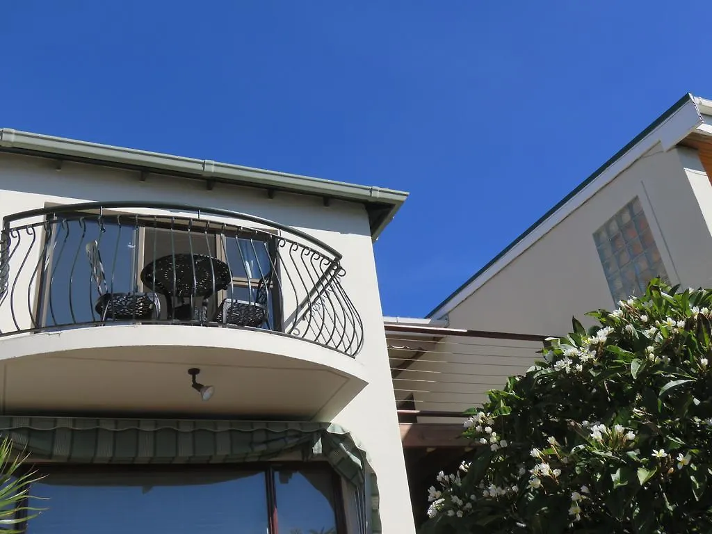 On-The-Rocks Apartment Fish Hoek