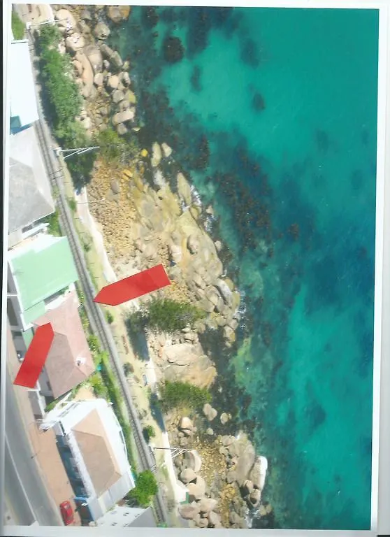 On-The-Rocks Apartment Fish Hoek